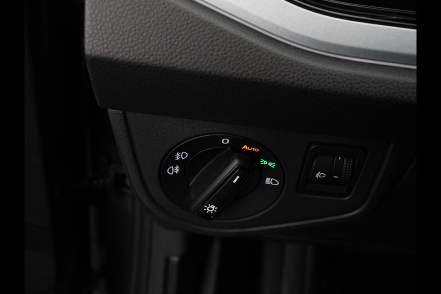 Volkswagen Polo 1.0 TSI DSG Goal Automaat DEMO ! Navigatie Apple Carplay/Android Auto Parkeersensoren Adaptive Cruise Control Stoelverwarming Matrix LED koplampen Climate Control