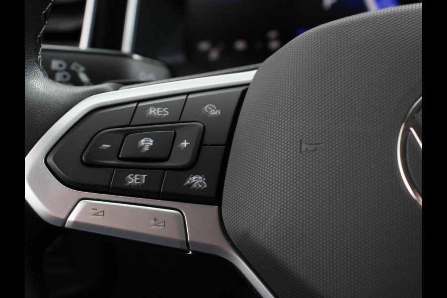 Volkswagen Polo 1.0 TSI DSG Goal Automaat DEMO ! Navigatie Apple Carplay/Android Auto Parkeersensoren Adaptive Cruise Control Stoelverwarming Matrix LED koplampen Climate Control