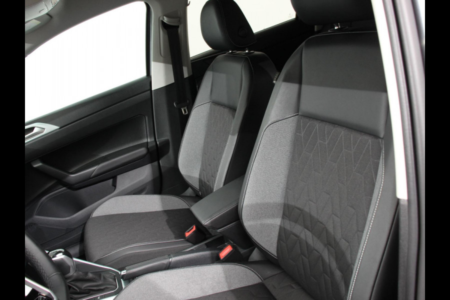 Volkswagen Polo 1.0 TSI DSG Goal Automaat DEMO ! Navigatie Apple Carplay/Android Auto Parkeersensoren Adaptive Cruise Control Stoelverwarming Matrix LED koplampen Climate Control