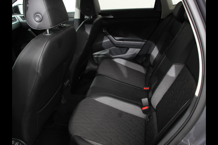 Volkswagen Polo 1.0 TSI DSG Goal Automaat DEMO ! Navigatie Apple Carplay/Android Auto Parkeersensoren Adaptive Cruise Control Stoelverwarming Matrix LED koplampen Climate Control