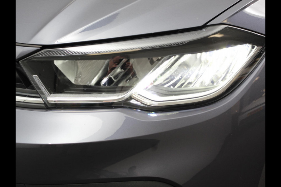 Volkswagen Polo 1.0 TSI DSG Goal Automaat DEMO ! Navigatie Apple Carplay/Android Auto Parkeersensoren Adaptive Cruise Control Stoelverwarming Matrix LED koplampen Climate Control