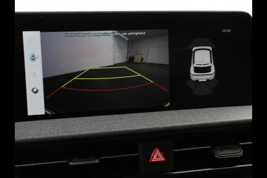 Kia Ev6 Light Edition Automaat 58 kWh Navigatie Apple Carplay Android Auto Camera Parkeersensoren achter Cruise Control Climate Control Lichtmetalen Velgen