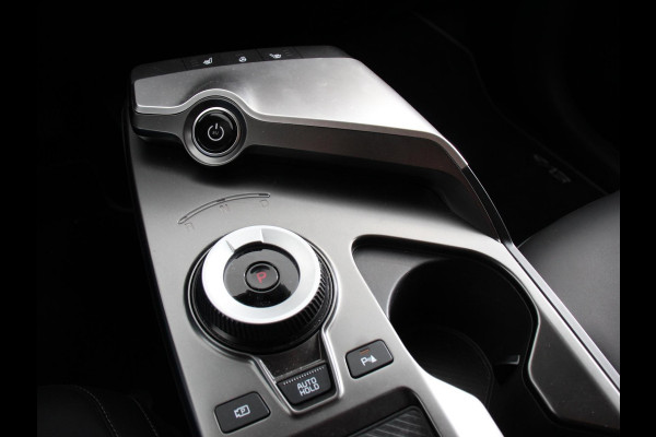 Kia Ev6 Light Edition Automaat 58 kWh Navigatie Apple Carplay Android Auto Camera Parkeersensoren achter Cruise Control Climate Control Lichtmetalen Velgen