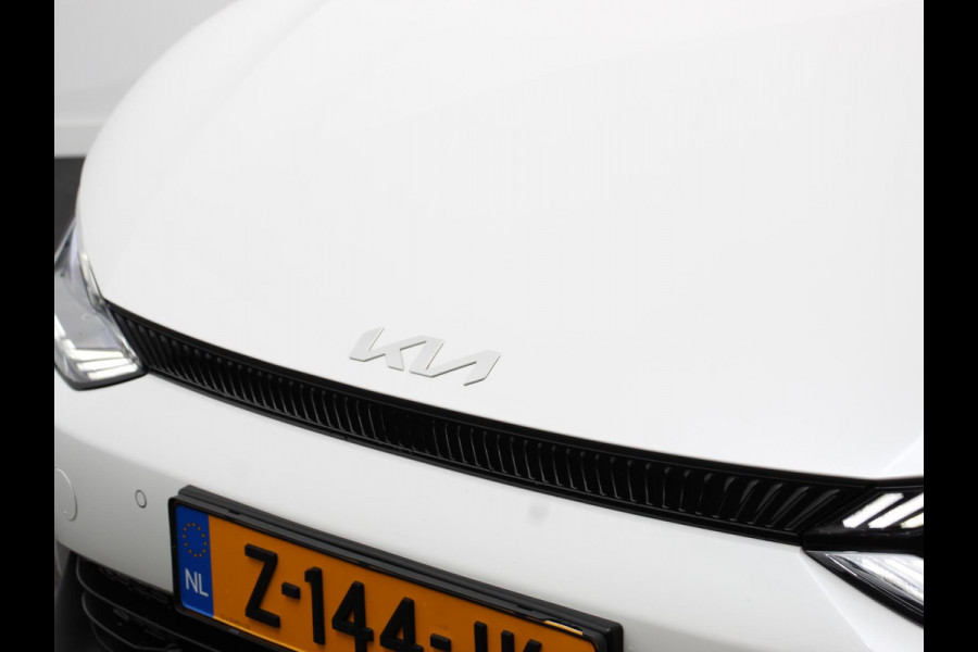 Kia Ev6 Light Edition Automaat 58 kWh Navigatie Apple Carplay Android Auto Camera Parkeersensoren achter Cruise Control Climate Control Lichtmetalen Velgen