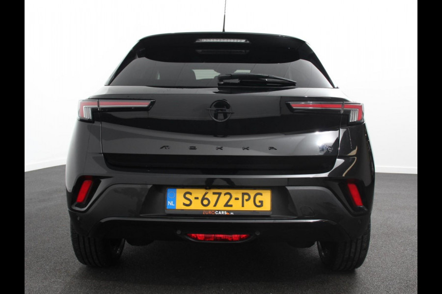 Opel Mokka-e Ultimate 50-kWh Navigatie Apple Carplay/Android Auto Adaptieve Cruise Control Parkeersensoren Camera Stoel-en stuurwielverwarming Virtual Cockpit Full LED