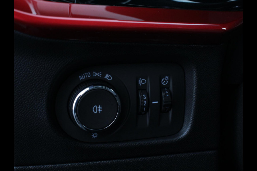 Opel Mokka-e Ultimate 50-kWh Navigatie Apple Carplay/Android Auto Adaptieve Cruise Control Parkeersensoren Camera Stoel-en stuurwielverwarming Virtual Cockpit Full LED