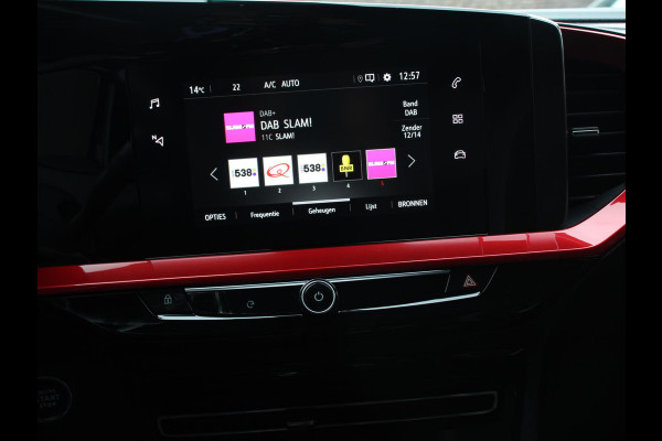 Opel Mokka-e Ultimate 50-kWh Navigatie Apple Carplay/Android Auto Adaptieve Cruise Control Parkeersensoren Camera Stoel-en stuurwielverwarming Virtual Cockpit Full LED