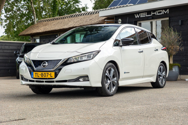 Nissan Leaf Tekna 40 kWh Soh 85% I Camera I Bose I Adaptive Cruise I Stoel & stuurverwarming I Android I Apple I Parkeersensoren