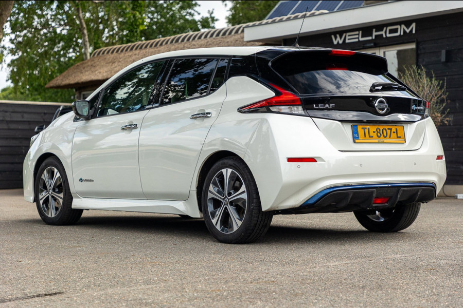 Nissan Leaf Tekna 40 kWh Soh 85% I Camera I Bose I Adaptive Cruise I Stoel & stuurverwarming I Android I Apple I Parkeersensoren