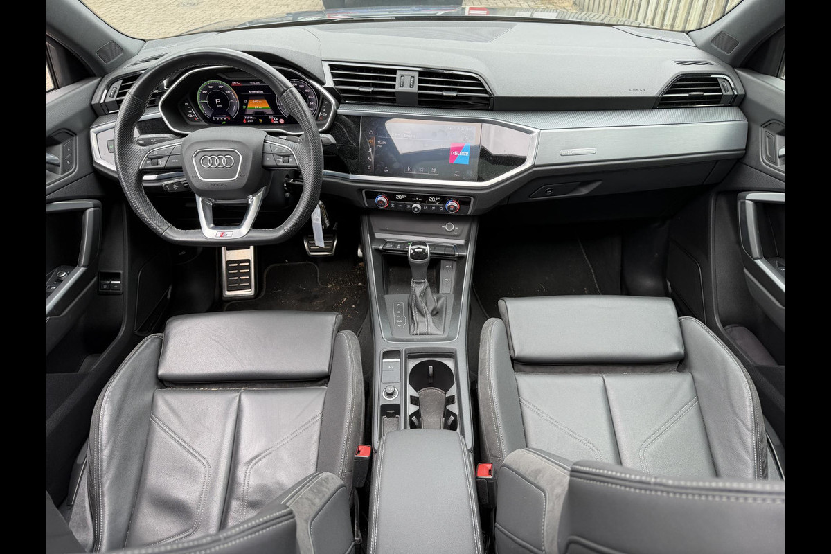 Audi Q3 Sportback 45 TFSI e S Edition 20"/B&O/Panoramadak/Leder/Matrix LED/Dodehoek/Adaptieve cruise/Sfeerverlichting/Camera/Elektrische klep
