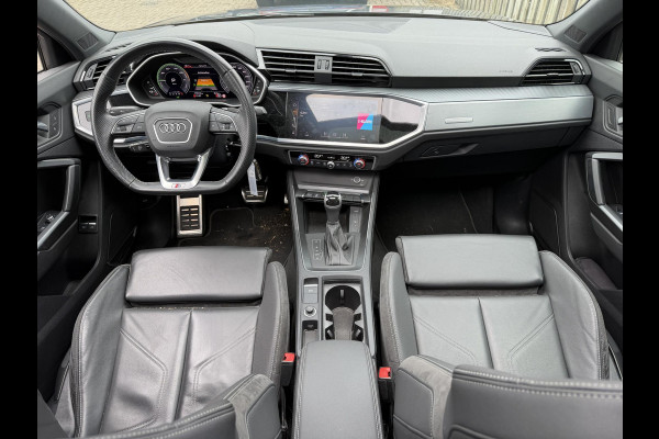 Audi Q3 Sportback 45 TFSI e S Edition 20"/B&O/Panoramadak/Leder/Matrix LED/Dodehoek/Adaptieve cruise/Sfeerverlichting/Camera/Elektrische klep