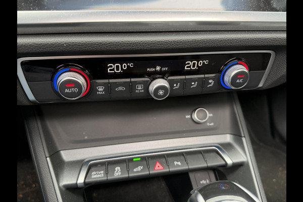 Audi Q3 Sportback 45 TFSI e S Edition 20"/B&O/Panoramadak/Leder/Matrix LED/Dodehoek/Adaptieve cruise/Sfeerverlichting/Camera/Elektrische klep