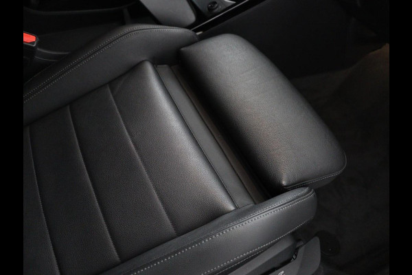 BMW X1 xDrive23i M Sport | Head-Up | Adaptieve Cruise | Trekhaak | Leder | 360 camera | Stoelverwarming | Keyless | Adaptief LED | Carplay | Sportstoelen | Live Cockpit Professional