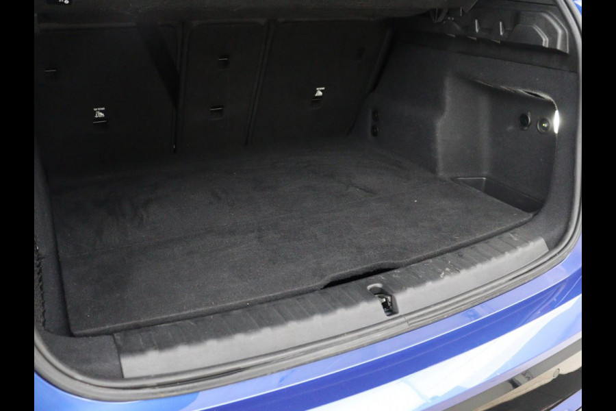 BMW X1 xDrive23i M Sport | Head-Up | Adaptieve Cruise | Trekhaak | Leder | 360 camera | Stoelverwarming | Keyless | Adaptief LED | Carplay | Sportstoelen | Live Cockpit Professional