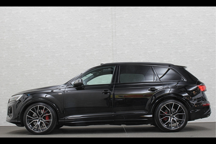 Audi Q7 60e 489pk S Competition RS-Seats | Carbon in/exterieur | B&O | Panorama | 360 Camera | Soft-Close | Head-Up | 88350,= ex btw  | ACC | Matrix-LED | Keyless-Entry |  Lane & Side assist | Stuurwielverwarming | Alarm | 22" Audi Sport | Leder op Dashboard | Rijklaarprijs en fabrieksgarantie.