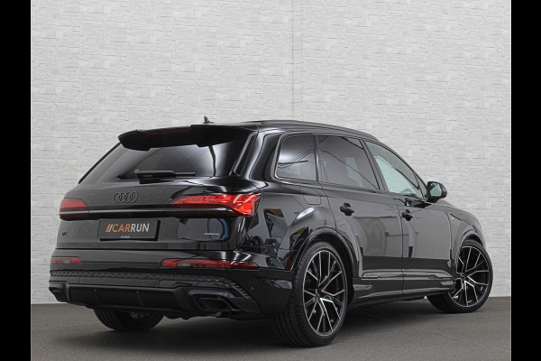 Audi Q7 60e 489pk S Competition RS-Seats | Carbon in/exterieur | B&O | Panorama | 360 Camera | Soft-Close | Head-Up | 88350,= ex btw  | ACC | Matrix-LED | Keyless-Entry |  Lane & Side assist | Stuurwielverwarming | Alarm | 22" Audi Sport | Leder op Dashboard | Rijklaarprijs en fabrieksgarantie.