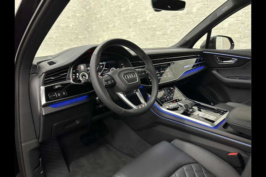 Audi Q7 60e 489pk S Competition RS-Seats | Carbon in/exterieur | B&O | Panorama | 360 Camera | Soft-Close | Head-Up | 88350,= ex btw  | ACC | Matrix-LED | Keyless-Entry |  Lane & Side assist | Stuurwielverwarming | Alarm | 22" Audi Sport | Leder op Dashboard | Rijklaarprijs en fabrieksgarantie.