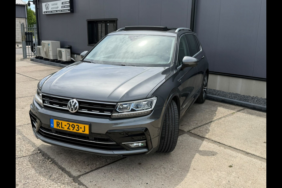 Volkswagen Tiguan 1.4 TSI ACT Highline LED / LEER/ PANO / TREKHAAK volle auto