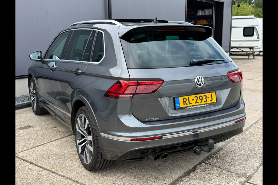 Volkswagen Tiguan 1.4 TSI ACT Highline LED / LEER/ PANO / TREKHAAK volle auto