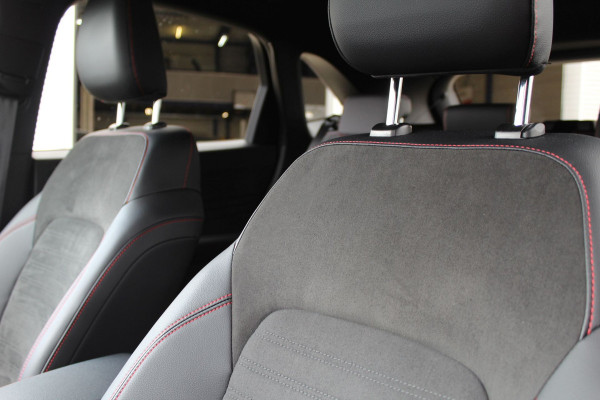 Ford Kuga 2.5 PHEV ST-Line X | BLIS | B&O | Elektr. Trekhaak | Head-up | Winterpack