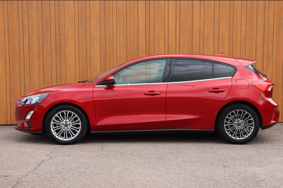 Ford Focus 1.0 EcoBoost Hybrid Titanium X Business org.NL camera winterpack ACC Carplay