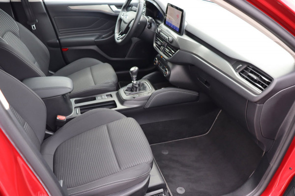 Ford Focus 1.0 EcoBoost Hybrid Titanium X Business org.NL camera winterpack ACC Carplay
