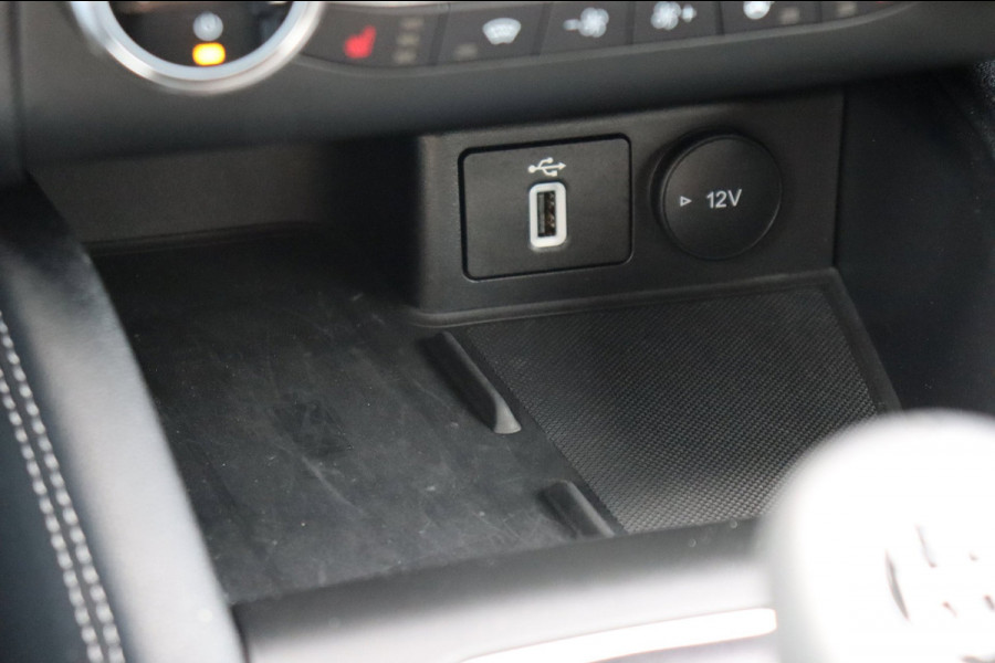Ford Focus 1.0 EcoBoost Hybrid Titanium X Business org.NL camera winterpack ACC Carplay