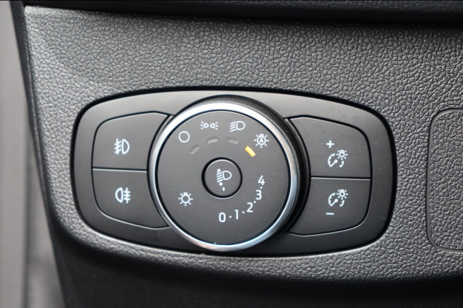Ford Focus 1.0 EcoBoost Hybrid Titanium X Business org.NL camera winterpack ACC Carplay