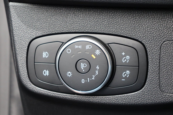 Ford Focus 1.0 EcoBoost Hybrid Titanium X Business org.NL camera winterpack ACC Carplay