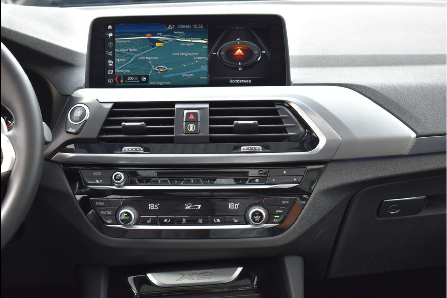 BMW X3 xDrive20i M-Pakket 184 Pk Pano HUD Leder Full Led Sfeer 20 Inch