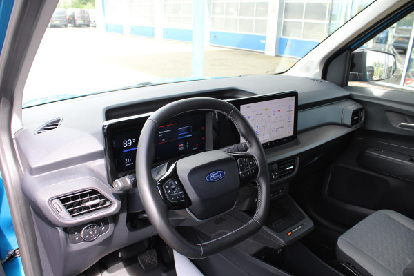 Ford E-Transit Courier Limited 44 kWh | Navigatie | Licht Metalen Velgen | Adaptive Cruise Control | Camera |