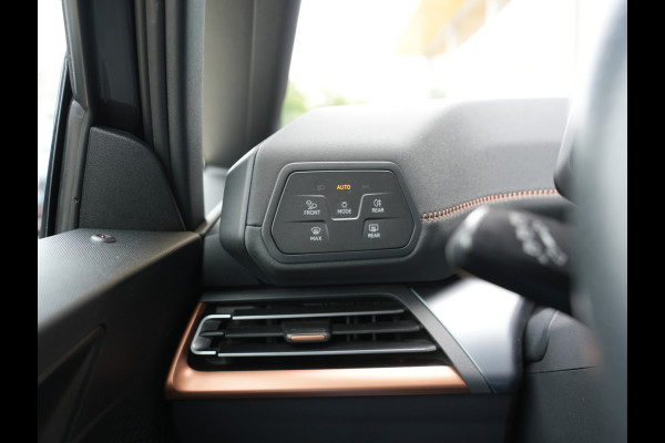 CUPRA Born Adrenaline One 62 kWh SOH 92% | Apple Carplay | Draadloze telefoonlader |