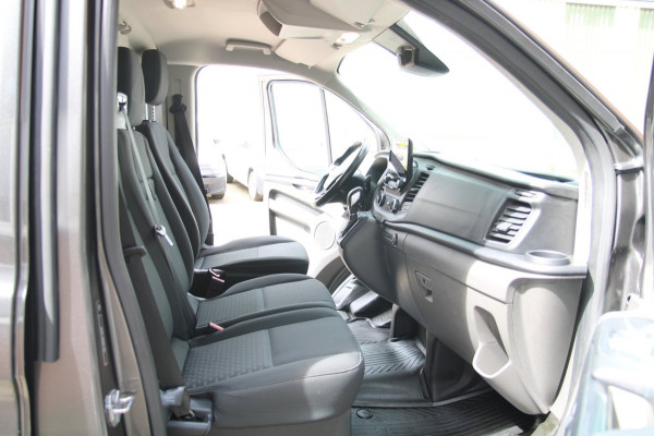 Ford Transit Custom 300 2.0 TDCI L1H1 Trend / 130PK Automaat / Trekhaak / Camera / 3 zits
