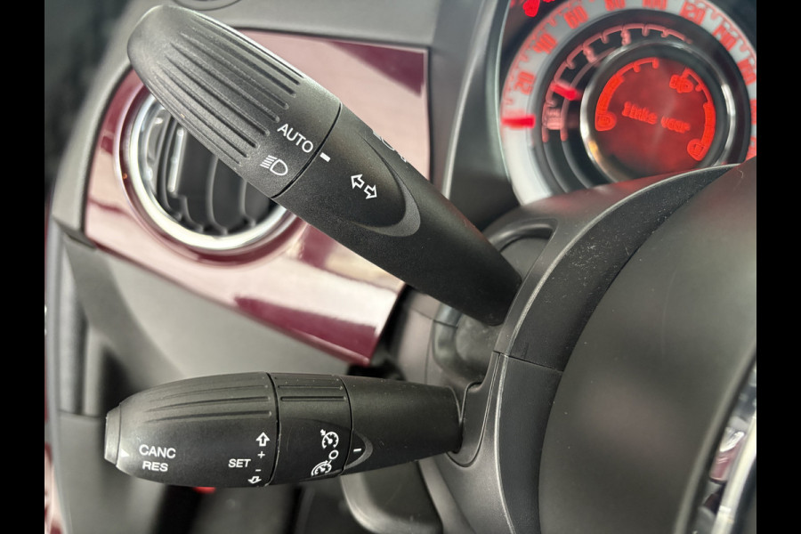 Fiat 500C 1.2 lounge Airco - Apple carplay - Navigatie - Parkeersensoren achter - Licht metalen velgen 15 inch - Cruise control - Bluetooth - Radio - Start/stop systeem - Elektrische ramen