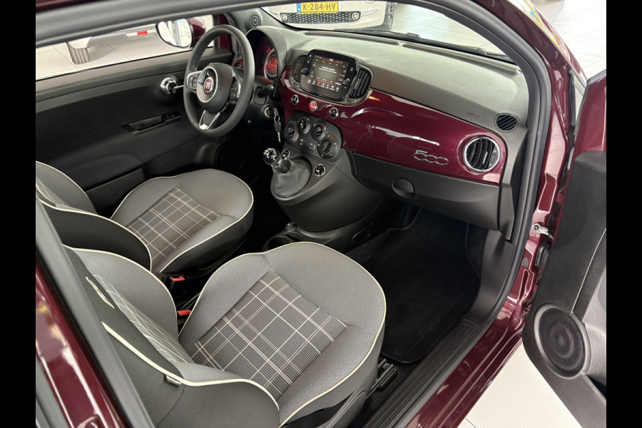 Fiat 500C 1.2 lounge Airco - Apple carplay - Navigatie - Parkeersensoren achter - Licht metalen velgen 15 inch - Cruise control - Bluetooth - Radio - Start/stop systeem - Elektrische ramen