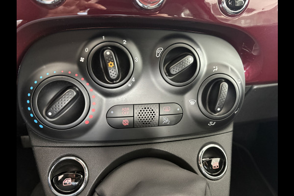 Fiat 500C 1.2 lounge Airco - Apple carplay - Navigatie - Parkeersensoren achter - Licht metalen velgen 15 inch - Cruise control - Bluetooth - Radio - Start/stop systeem - Elektrische ramen