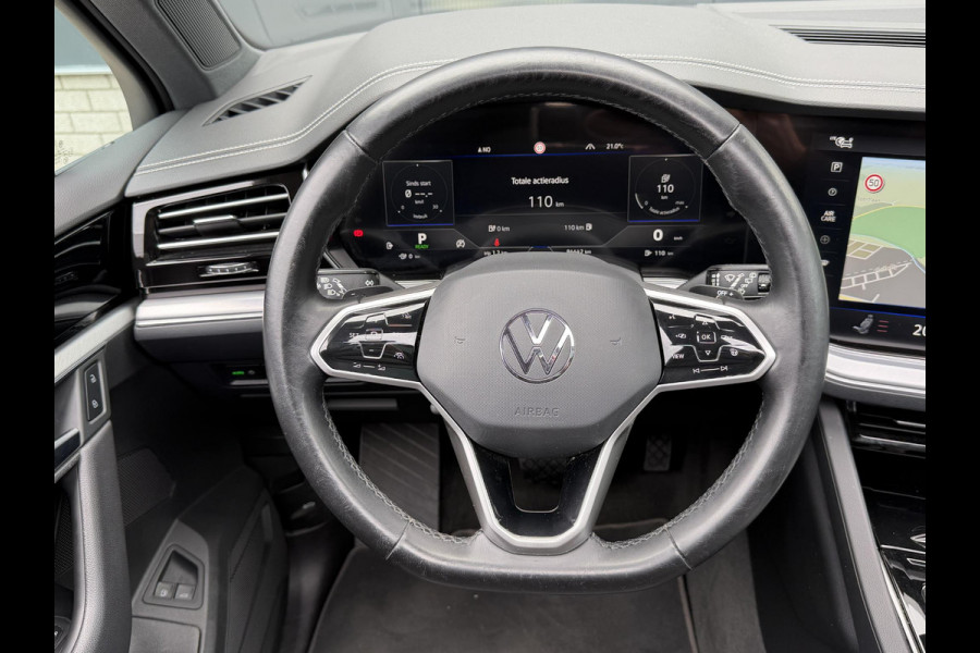 Volkswagen Touareg 3.0 TSi eHybrid 4MOTION 20"/Panoramadak/Trekhaak/Luchtvering/Leder/Stuur + voorruit + stoelverwarming v+a/Dodehoek/Adaptieve cruise
