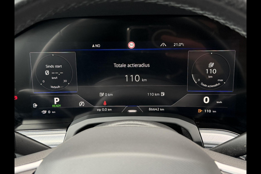 Volkswagen Touareg 3.0 TSi eHybrid 4MOTION 20"/Panoramadak/Trekhaak/Luchtvering/Leder/Stuur + voorruit + stoelverwarming v+a/Dodehoek/Adaptieve cruise