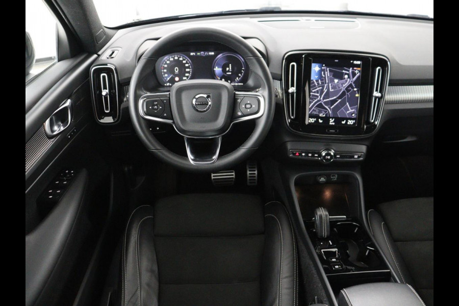 Volvo XC40 1.5 T5 Recharge R-Design | SOH 89,1% | Panoramadak | Trekhaak | Stoelverwarming | 360 Camera | Harman/Kardon | Adaptive cruise | Leder/Alcantara | Navigatie | Carplay | Memory | PHEV | Plug In