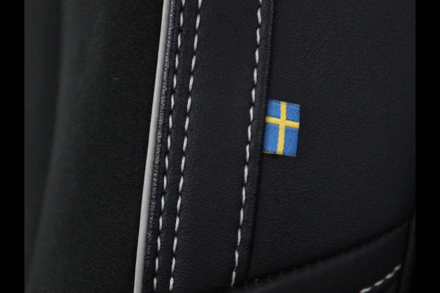 Volvo XC40 1.5 T5 Recharge R-Design | SOH 89,1% | Panoramadak | Trekhaak | Stoelverwarming | 360 Camera | Harman/Kardon | Adaptive cruise | Leder/Alcantara | Navigatie | Carplay | Memory | PHEV | Plug In