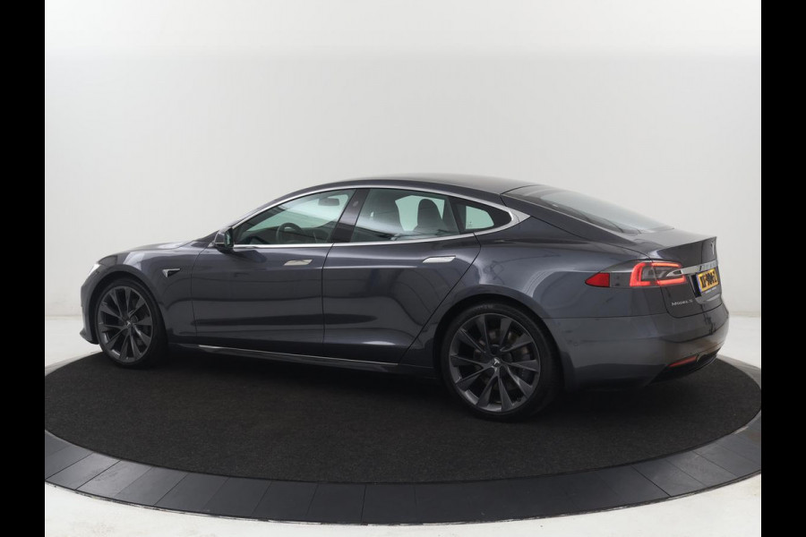 Tesla Model S 75D Base | SOH 89.9 | Panoramadak | Stuurverwarming | Leder | Autopilot | Stoelverwarming | Camera | Keyless | Full LED | Parkeerhulp | Achterbankverwarming | Origineel NL