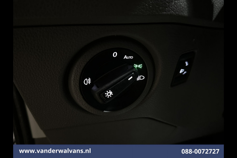 Volkswagen Crafter 2.0 TDI 141pk L3H3 L2H2 Euro6 Airco | Camera | Apple Carplay | Cruisecontrol | Chauffeursstoel Android Auto, Parkeersensoren, Bijrijdersbank