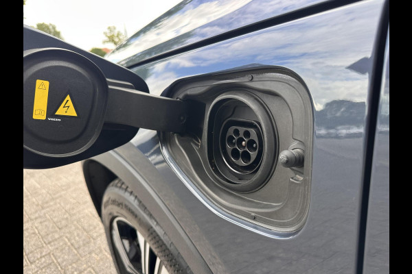 Volvo XC40 1.5 T4 Recharge Inscription | Adaptive Cruise Control | Full LED | stoel & stuur verwarming |
