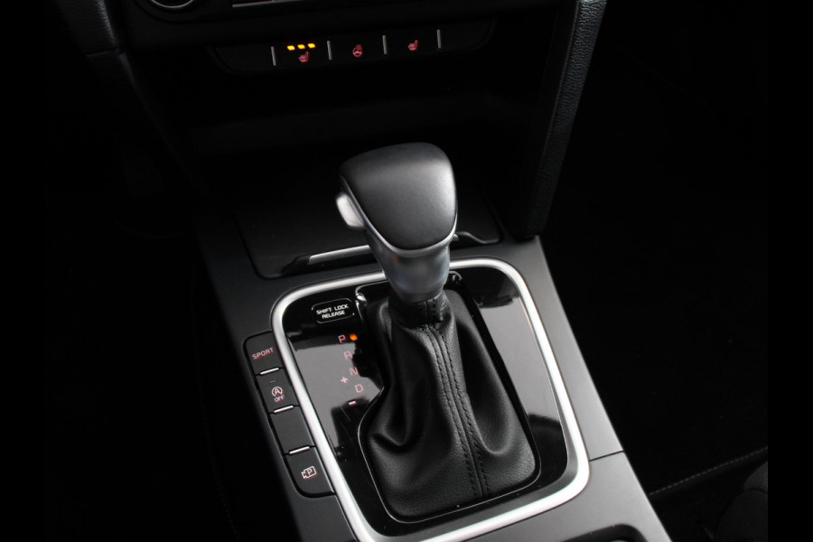 Kia Ceed Sportswagon 1.5 T-GDi 160pk Automaat DynamicLine Climate control Adaptieve cruise control Stuurverwarming Stoelverwarming Navigatie Apple Carplay/ Android Auto Lichtmetalen velgen Achteruitrijcamera