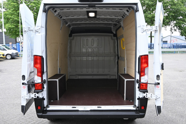Fiat Ducato 2.2 MultiJet 140 S&S L2H2 3.5t Airco, Camera, 270 Graden achterdeuren