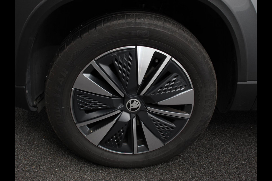 Škoda Karoq 1.5 TSI 150pk DSG ACT Selection Navigatie Apple Carplay/Android Auto Camera Parkeer sensoren Adaptieve Cruise Control Lichtmetalen Velgen Digitale Cockpit