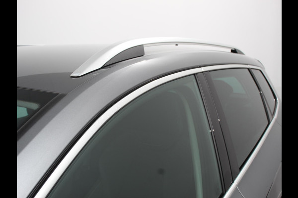 Škoda Karoq 1.5 TSI 150pk DSG ACT Selection Navigatie Apple Carplay/Android Auto Camera Parkeer sensoren Adaptieve Cruise Control Lichtmetalen Velgen Digitale Cockpit