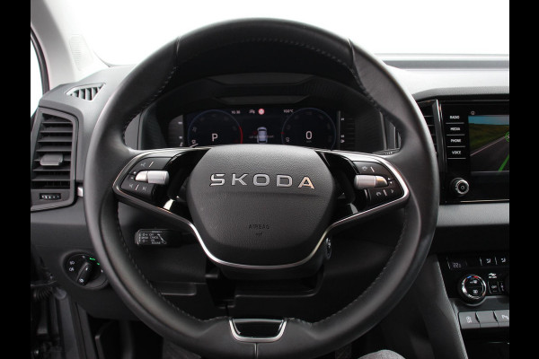 Škoda Karoq 1.5 TSI 150pk DSG ACT Selection Navigatie Apple Carplay/Android Auto Camera Parkeer sensoren Adaptieve Cruise Control Lichtmetalen Velgen Digitale Cockpit
