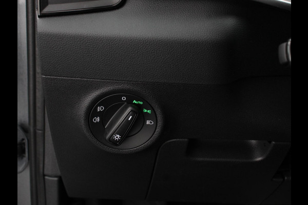 Škoda Karoq 1.5 TSI 150pk DSG ACT Selection Navigatie Apple Carplay/Android Auto Camera Parkeer sensoren Adaptieve Cruise Control Lichtmetalen Velgen Digitale Cockpit