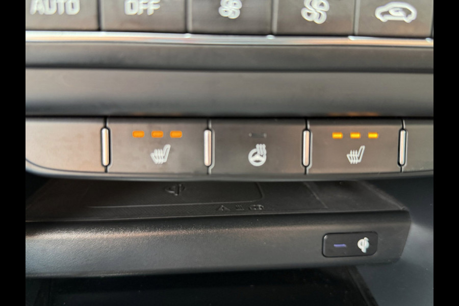Kia Xceed 1.4 T-GDi DynamicPlusLine - Navigatie I Camera & PDC I LED I Sport pakket 1/2 Leer I 89.000 KM - Dealer onderhouden